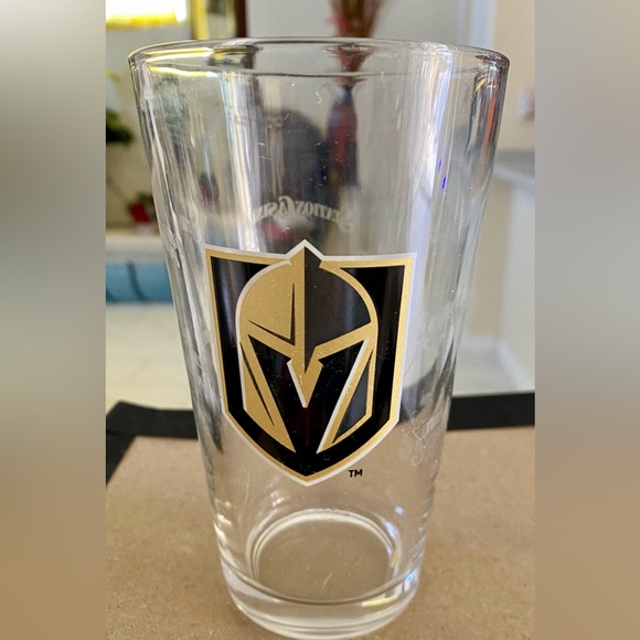 VGK/FIESTA HOTEL : Brand New , Size Xl T-shirt Hat, & Pilsner Combo - Picture 8 of 9